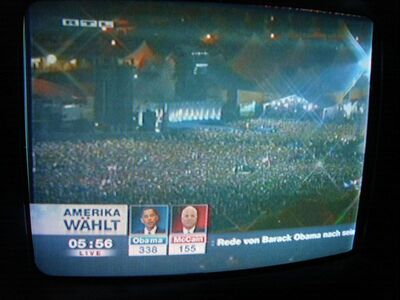 2008_11_05_HWI1_005.JPG
Bei RTL wich die Hochrechnung etwas von den übrigen ab, aber der Sieger stand auch hier fest
Schlüsselwörter: TV DVB-T RTL Hamburg Lübeck Wahl USA