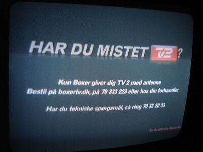 2012_03_09_HWI1_001.JPG
Boxer Infokanal, SFN Nakskov/Vordingborg, K60. Hier läuft pausenlos ein ca. 30s langer lautloser Werbetrailer für ein TV2-Abo
Schlüsselwörter: TV Tropo Überreichweite DVB-T Dänemark Danmark Boxer Infokanal TV2 Mux 5