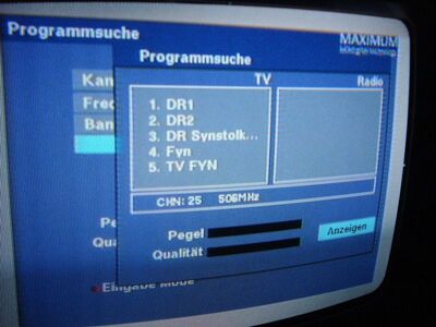 2012_03_09_HWI1_006.JPG
Das neue "DIGI TV 1 Fyn"-Bouquet für Fyn (Fünen), SFN Tommerup/Svendborg, K25. Auch hier werden jetzt sämtliche Programme in MPEG-4 ausgestrahlt. "TV Fyn" sendet als eigenständiges Regionalprogramm
Schlüsselwörter: TV Tropo Überreichweite DVB-T Dänemark Danmark DIGI TV 1 MPEG4 K25