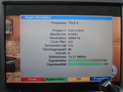 2016_07_13_PCH1_007.JPG
Sendeparameter Tele 5, NLM gemischtes Boquet 1, SFN Hannover, K28. In Braunschweig sendet dieses Boqwuet auf K60(v).
Schlüsselwörter: TV DX Tropo Überreichweite DVB-T DTT digital UHF Tele5 NLM Hannover K28 Parameter