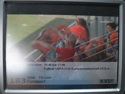 2016_07_21_PCH1_002.JPG
Eurosport 1 (Px-ID immer noch "Eurosport"), MAHSH gemisches Boquet Hamburg 1, SFN Hamburg, K46
Schlüsselwörter: TV DX Tropo Überreichweite DVB-T DTT digital UHF Eurosport1 MAHSH Hamburg K46