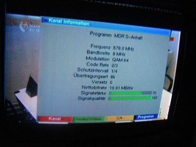 2009_09_21_PCH2_001.JPG
MDR Sachsen-Anhalt, SFN Dequede/Magdeburg/Brocken, K34. Selten zu empfangen, da das zu große Gleichwellennetz Laufzeitprobleme verursacht.
Schlüsselwörter: TV DVB-T Tropo Überreichweite MDR Sachsen-Anhalt Gleichwellennetz SFN Leufzeitprobleme