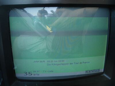 2015_07_04_PCH2_004.JPG
Probleme mit der Zuführung des Px arte. Dieses betraf nicht nur alle DVB-T-Sender, sondern sämtliche Übertragungswege an diesem Morgen (04.07.2015)
Schlüsselwörter: TV DVB-T DTT digital UHF arte Sendeausfall Zuführung