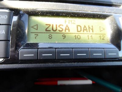2019_04_30_PCH2_003.JPG
Ein Lokalsender aus Niedersachsen: Radio ZuSa Dannenberg 89,7 MHz
Schlüsselwörter: Radio Hörfunk UKW FM analog analogue ZuSa Dannenberg 89.7 MHz