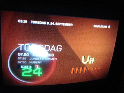2009_09_24_Gremersdorf_B_Nord_001.JPG
DR 1, Næstved (Øverup), E-06. An der Nordseite des Rastplatzes (nur ca. 25 m von der Südseite entfernt) ist der Empfang deutlich besser
Schlüsselwörter: TV analog analogue Dänemark Denmark Danmark DR DR1 VHF